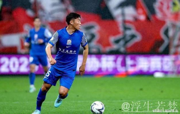 三大豪门争夺朱辰杰,上港强势表态,申花仍显平静 三大豪门争夺朱辰杰,上港强势表态,申花仍显平静